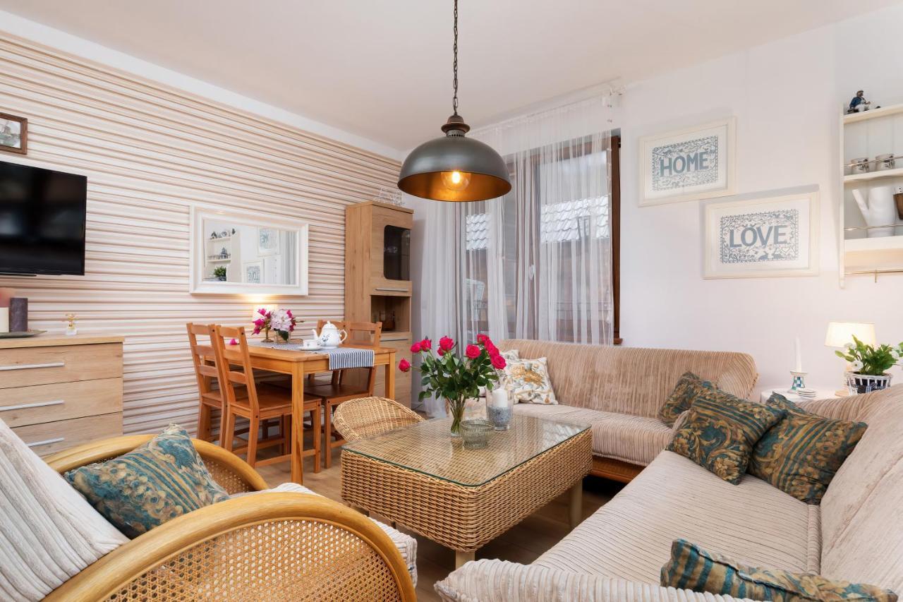 Veranda Domy I Apartament Побєрово Екстер'єр фото